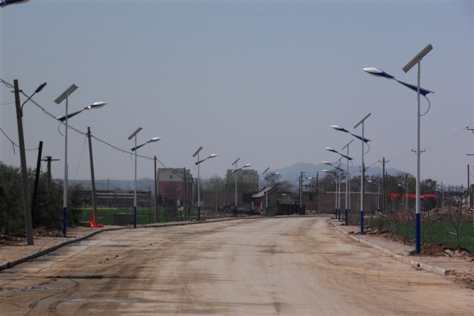 江西新農(nóng)村太陽(yáng)能路燈改造